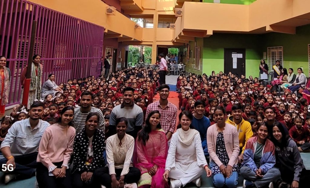 Legacy Giving Picture MMS